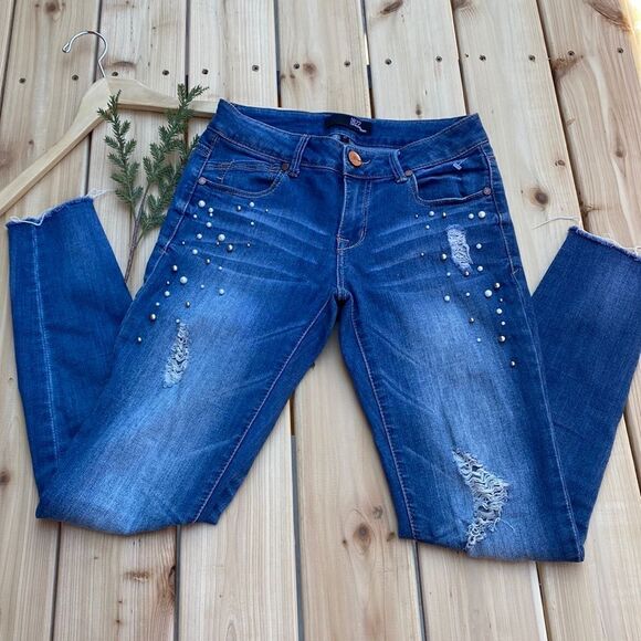 1822 Denim Distressed Jeans/Pants - Picture 3 of 13